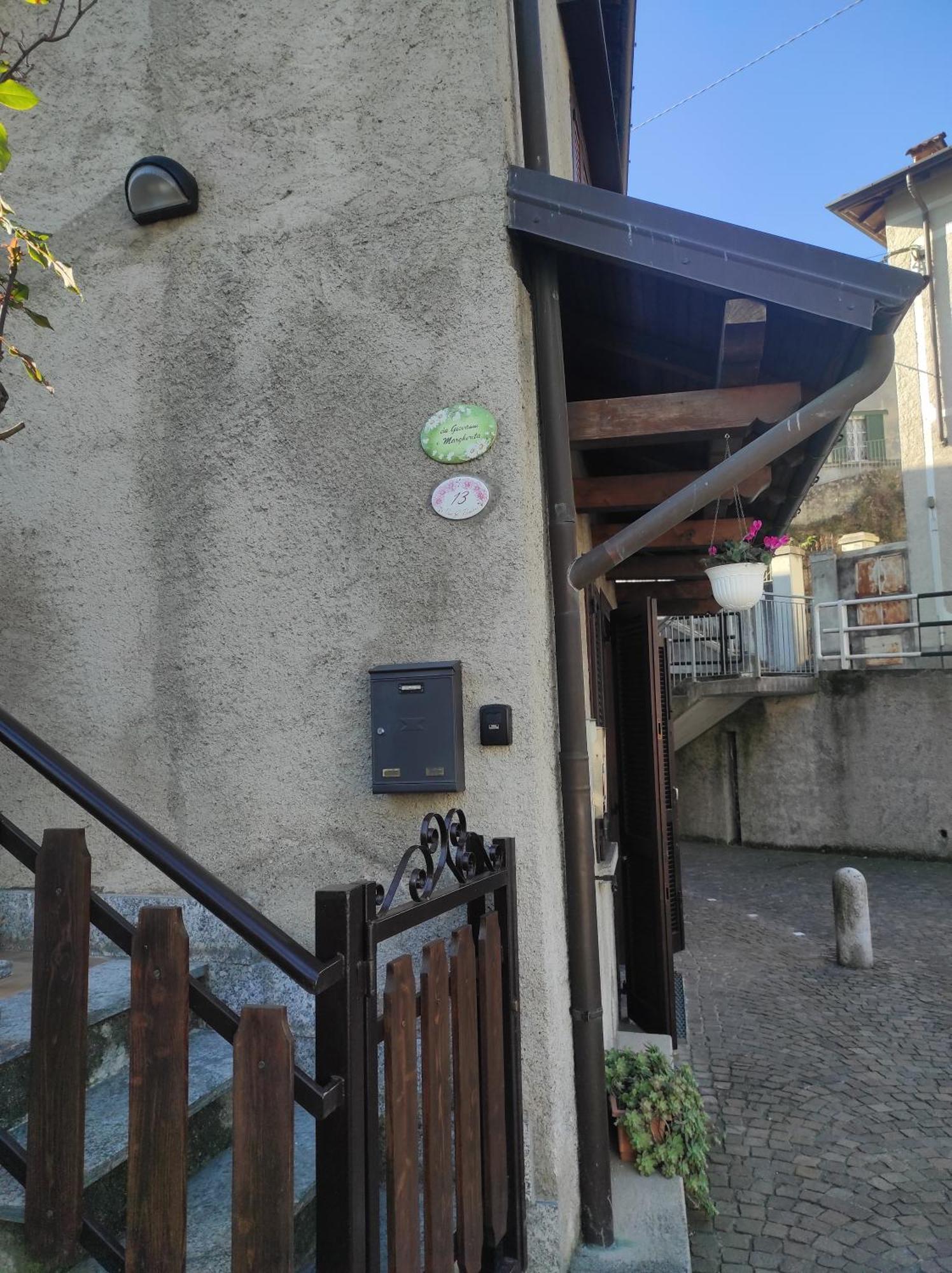 Da Giovanni E Margherita Mandello del Lario Exterior foto